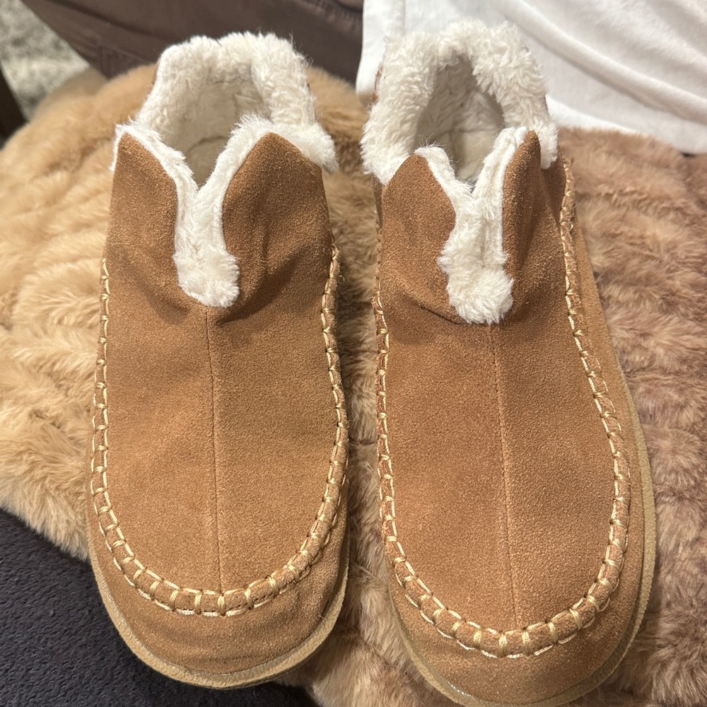 Natural Reflections Women’s Windward Slippers, sz 10